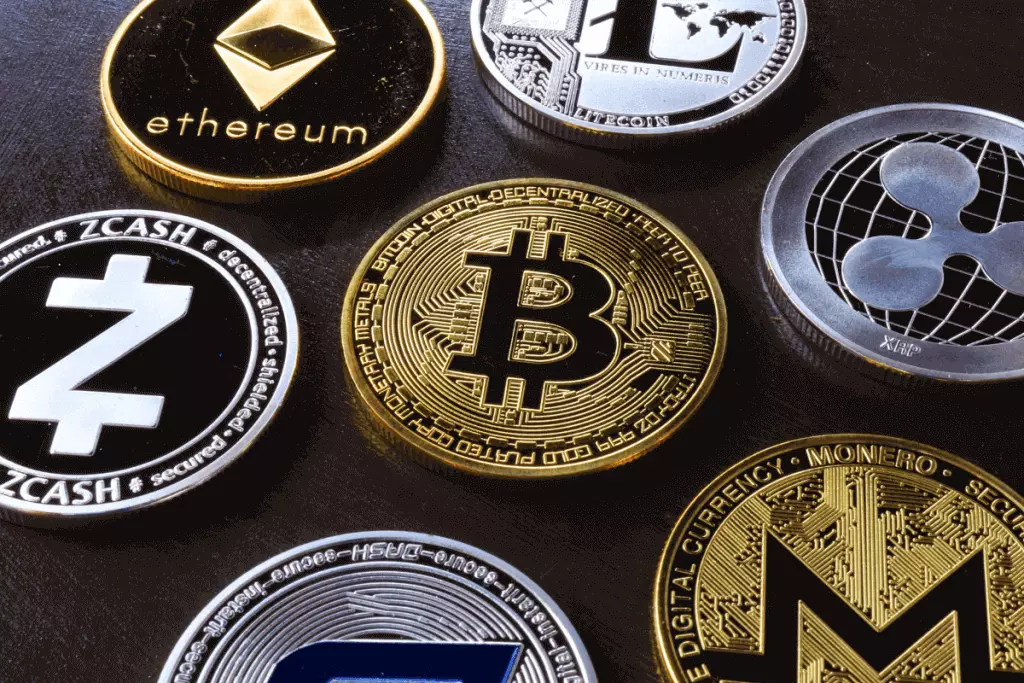 9 Best Twitter Accounts to Follow for Cryptocurrency